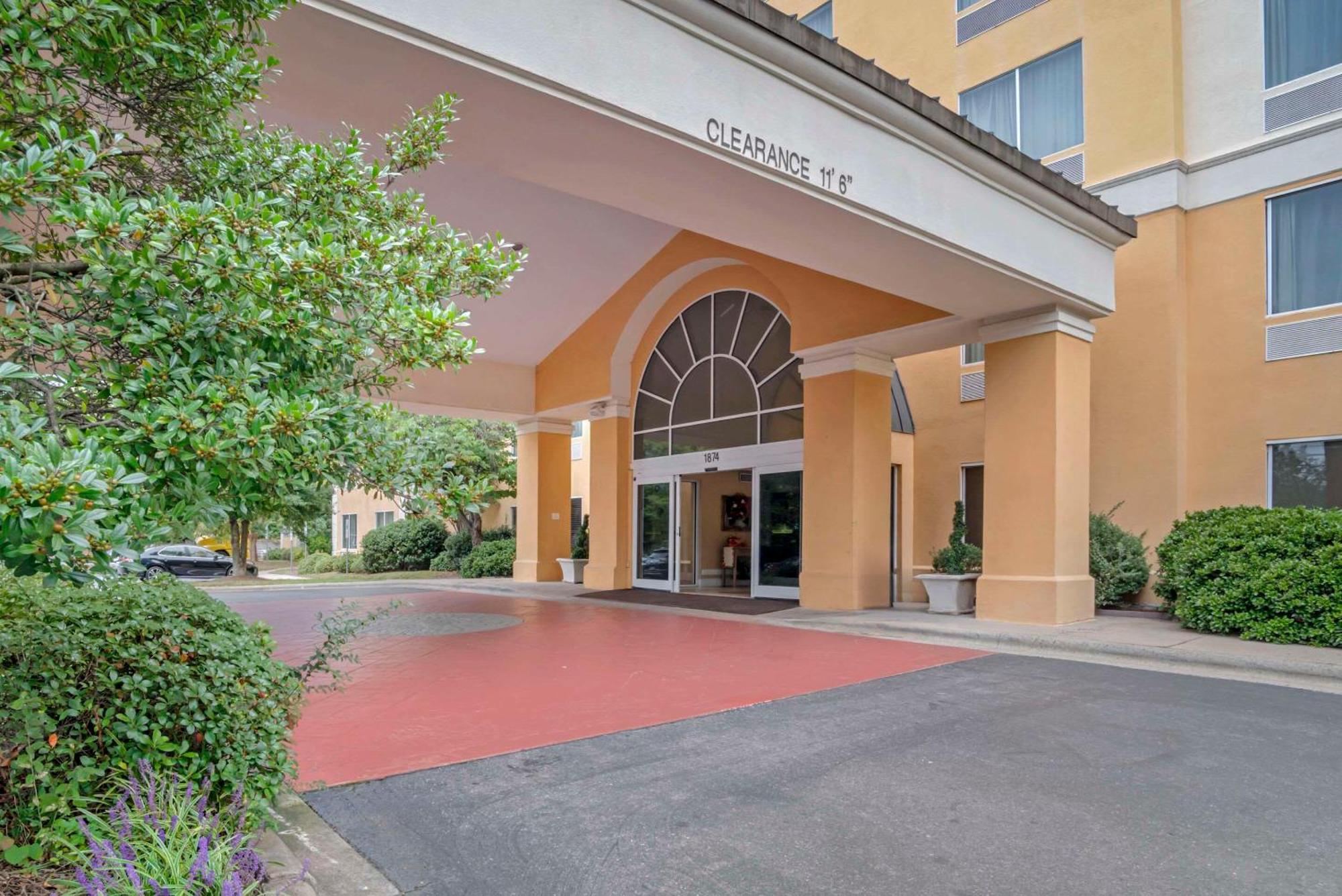 Comfort Suites Gastonia - Charlotte Exterior photo